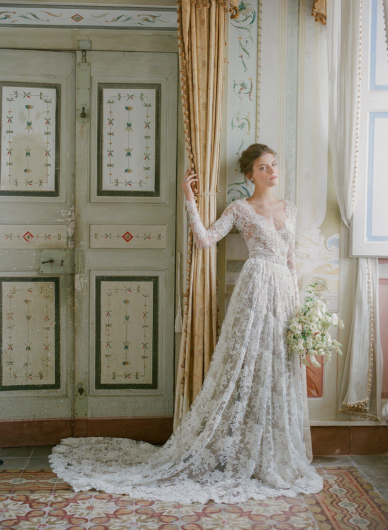 Elegant Wedding Dresses Sweetheart Neck White Ivory Lace Appliques Sweep  Train | eBay